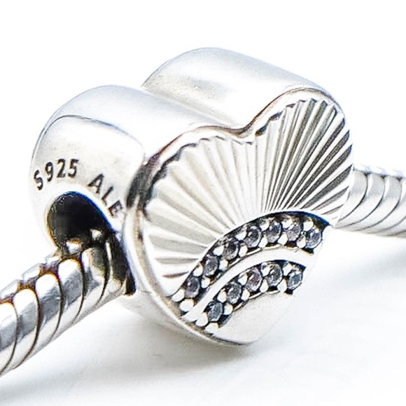 Pandora Fan of Love Silver Charm - Picture 2 of 5